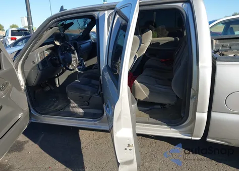 2006 Chevrolet Silverado 1500 Lt2 from USA, damaged, VIN 2GCEC13T661221589